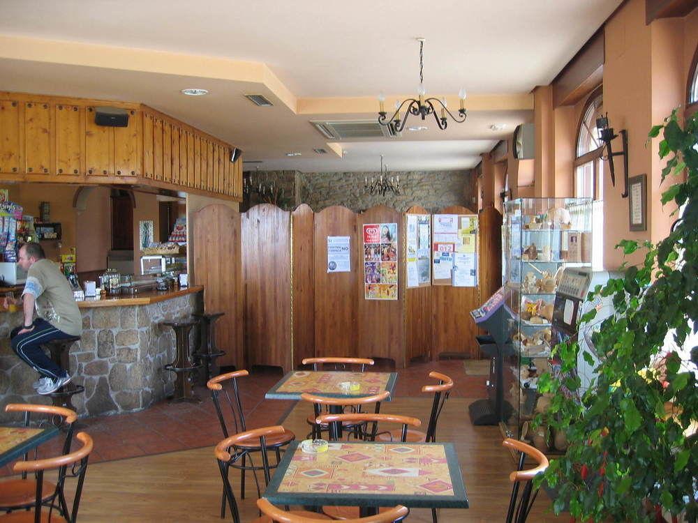 Hotel Rural Lajafriz Fornillos de Aliste Exteriör bild